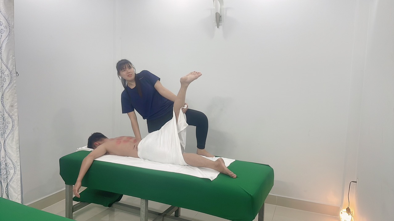 Massage bụng 40p,60p( 120k/170k)